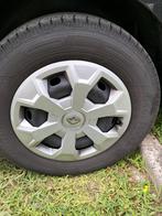 Stalen velg met band 5x114.5 215 /65 r16, Ophalen, Band(en)