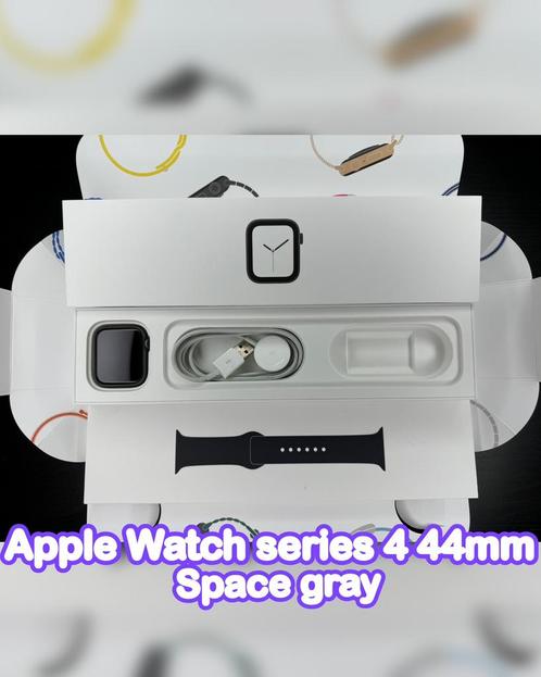 Apple Watch 4 44 mm space gray, Handtassen en Accessoires, Sporthorloges, Zo goed als nieuw, Ophalen of Verzenden