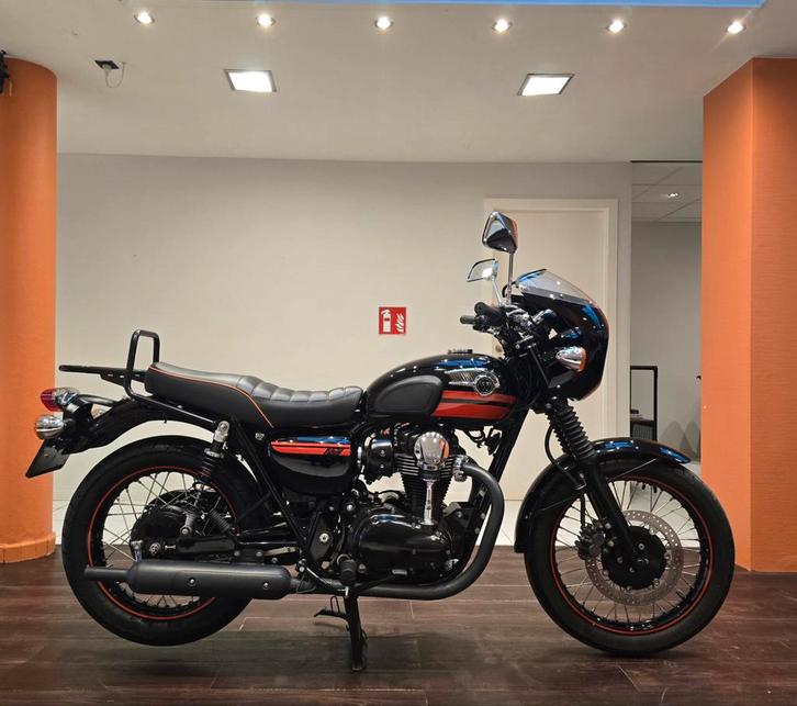 Kawasaki W800 Cafe Racer ** 2014 ** 15.829 km ** Garantie, Motoren, Motoren | Kawasaki, Bedrijf, Toermotor, 2 cilinders, Ophalen