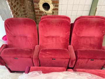 Cinemastoelen De Werf - 3 personen beschikbaar voor biedingen