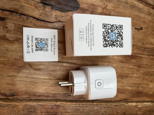 Slimme stekker Google Home Tuya, Doe-het-zelf en Bouw, Elektriciteit en Kabels, Zo goed als nieuw, Stekker, Ophalen of Verzenden