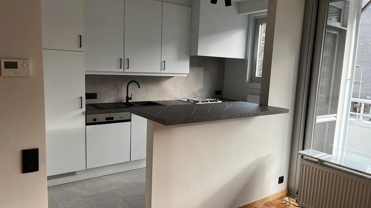 Moderne Keuken in zeer goede staat, Huis en Inrichting, Keuken | Complete keukens, Zo goed als nieuw, Wit, Ophalen