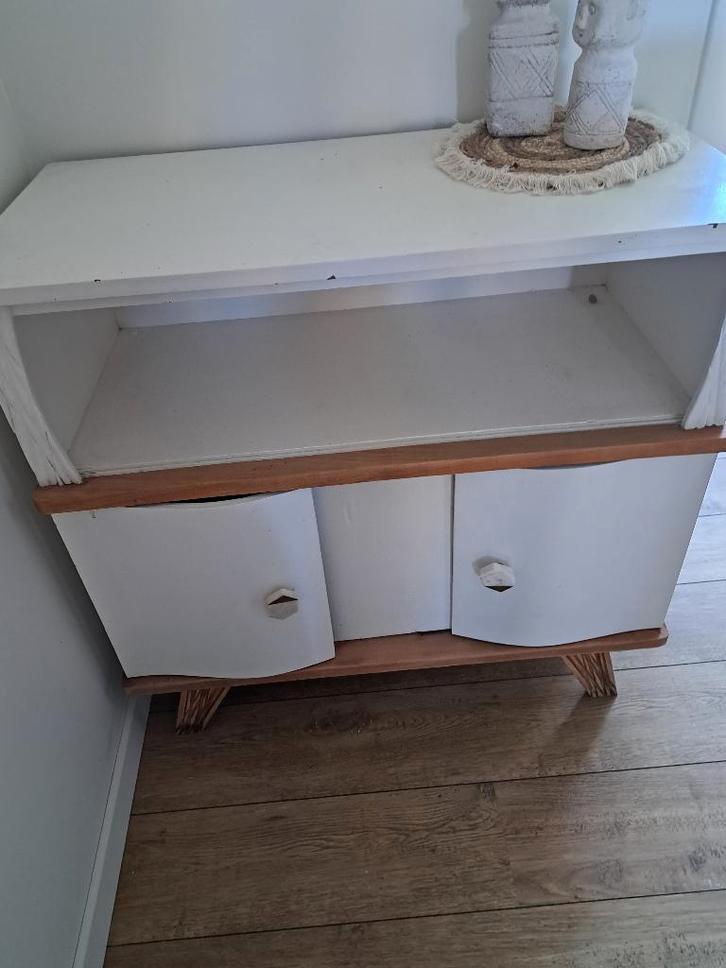 Petit meuble relooké, Antiquités & Art, Antiquités | Meubles | Armoires, Enlèvement