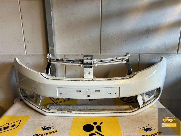 Voorbumper Dacia Sandero Facelift bumper 2017+ T0000201092, Auto-onderdelen, Carrosserie, Bumper, Dacia, Voor, Gebruikt