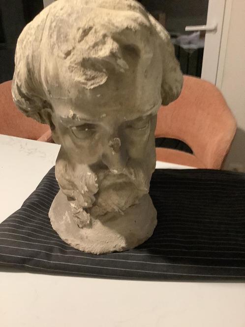 Religieus kerkbeeld 13e eeuws !, Antiek en Kunst, Antiek | Religieuze voorwerpen, Ophalen