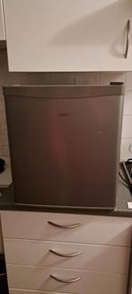 Te koop mini koelkast, Elektronische apparatuur, Ophalen of Verzenden, Zo goed als nieuw