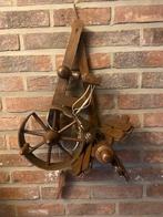 Rouet ancien ou décoratif, Hobby & Loisirs créatifs, Rouets & Filature, Enlèvement, Rouet