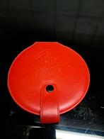 Cristal Alken cd hoesje, Enlèvement