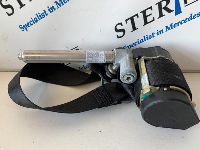 Veiligheidsgordel links-voor van een Mercedes SLK, Auto-onderdelen, Interieur en Bekleding, Mercedes-Benz, Gebruikt, 3 maanden garantie