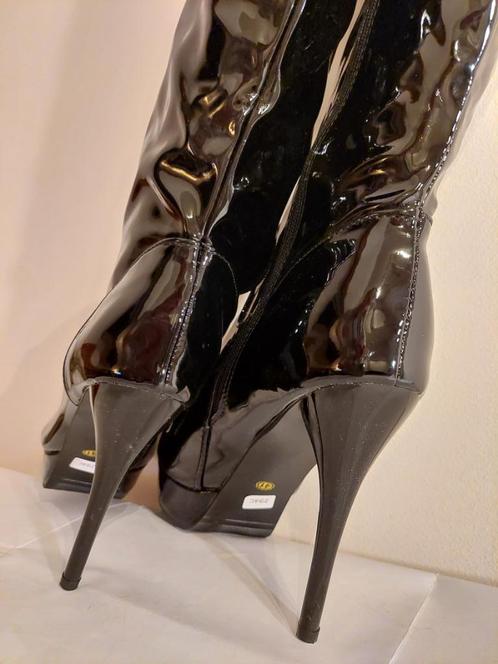 294C*  sexy cuissardes noires vinyle (41), Vêtements | Femmes, Chaussures, Neuf, Bottes hautes, Noir, Envoi