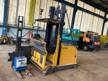 2009 Magaziner EK1200 Heftruck voor smalle gangpaden beschikbaar voor biedingen