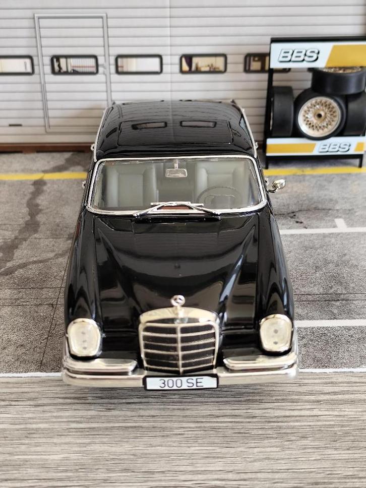MERCEDES-BENZ 300 SE (W112) 1/18, Hobby en Vrije tijd, Modelauto's | 1:18, Nieuw, Auto, Revell, Ophalen of Verzenden