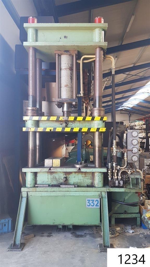 1234. Pers / Klima / Fontune / Excenter pers Raskin, Zakelijke goederen, Machines en Bouw | Metaalbewerking, Ophalen