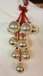 Oude glazen kerstbal hanger met 10 zilver kleurige ballen, Enlèvement ou Envoi, Utilisé
