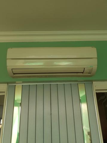 Climatisation avec unité extérieure, Electroménager, Refroidissement et Déshumidification, 60 à 100 m³, Enlèvement, Utilisé