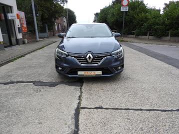 Renault Mégane 1.2TCE in NIEUWSTAAT!!