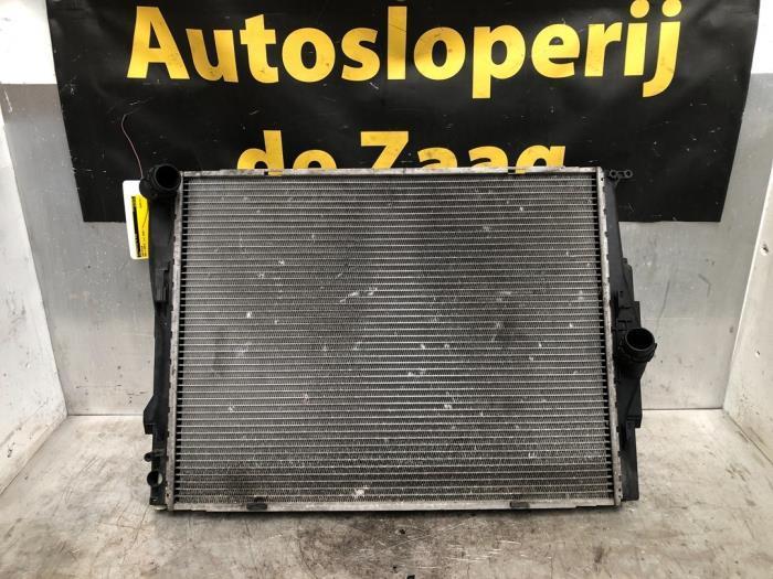 Radiateur van een BMW 1-Serie, Auto-onderdelen, Airco en Verwarming, BMW, Gebruikt, 3 maanden garantie, Ophalen of Verzenden