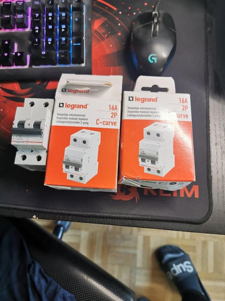 3 Disjoncteurs modulaire bipolaire 16A, Bricolage & Construction, Électricité & Câbles, Neuf, Autres types, Enlèvement