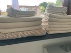 Set handdoeken, Huis en Inrichting, Badkamer | Badtextiel en Accessoires, Ophalen of Verzenden, Gebruikt, Beige, Badmat
