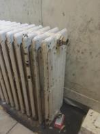 Gietijzeren radiatoren 2 stuks, Doe-het-zelf en Bouw, 60 tot 150 cm, Gebruikt, Radiator, Ophalen
