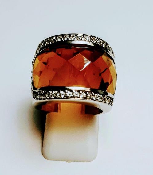 Superbe bague argent rhodié et pierre de couleur, état neuf,, Handtassen en Accessoires, Ringen, Zo goed als nieuw, Dame, Bruin