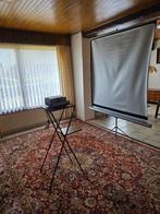 Dia projector Novamat AF met tafel en scherm, Ophalen, Gebruikt, Met scherm
