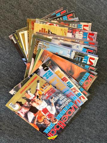 +/- 102 magazines de football des années 90, Enlèvement, Comme neuf