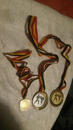 Vintage 3 medailles belgique carate et football 1987 1994, Enlèvement ou Envoi