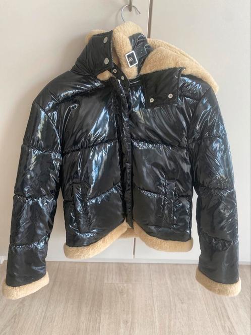 Lola en Liza collection!! JAS LIJKT VIES MAAR ZIJN DE ZAKKEN, Kleding | Dames, Jassen | Winter, Nieuw, Maat 38/40 (M), Zwart, Ophalen