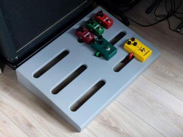 Guitar Pedalboard (nieuw, mdf, zelfbouw) beschikbaar voor biedingen