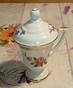 Tasse en porcelaine, Ophalen