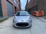 Ford KA 1.2 benzine bwj 2011 euro 5 met keuring verkoop, Auto's, Ford, Voorwielaandrijving, Stof, Zwart, 4 cilinders