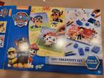 Paw Patrol 2 in 1 knutselkoffer: strijkkralen en stempels, Kinderen en Baby's, Ophalen, Zo goed als nieuw