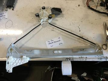 Vw Fox 2007  Elektr Raammechanisme Linksvoor beschikbaar voor biedingen