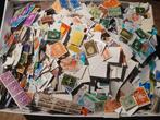 2,5 kilo Nederlandse postzegels   koopje, Postzegels en Munten, Ophalen of Verzenden, Overige typen