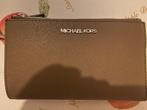 Michael Kors portemonnee, Bruin, Nieuw, Leder, Ophalen