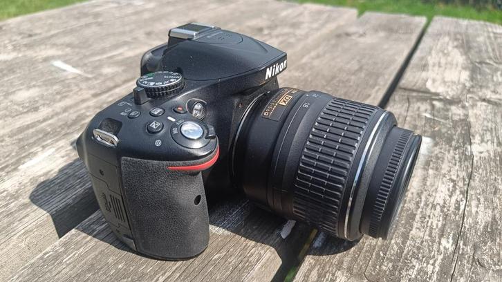 Nikon D5200 + 55 mm lens, Audio, Tv en Foto, Fotocamera's Digitaal, Zo goed als nieuw, Spiegelreflex, Nikon, 4 t/m 7 keer, Ophalen of Verzenden