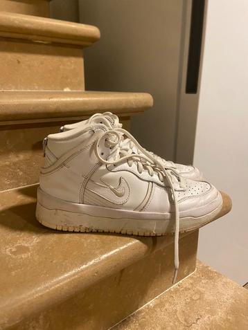 nike dunk high up [maat 39] beschikbaar voor biedingen