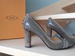 Escarpins Tod's - taille 40, Gris, Enlèvement ou Envoi, Escarpins, Comme neuf