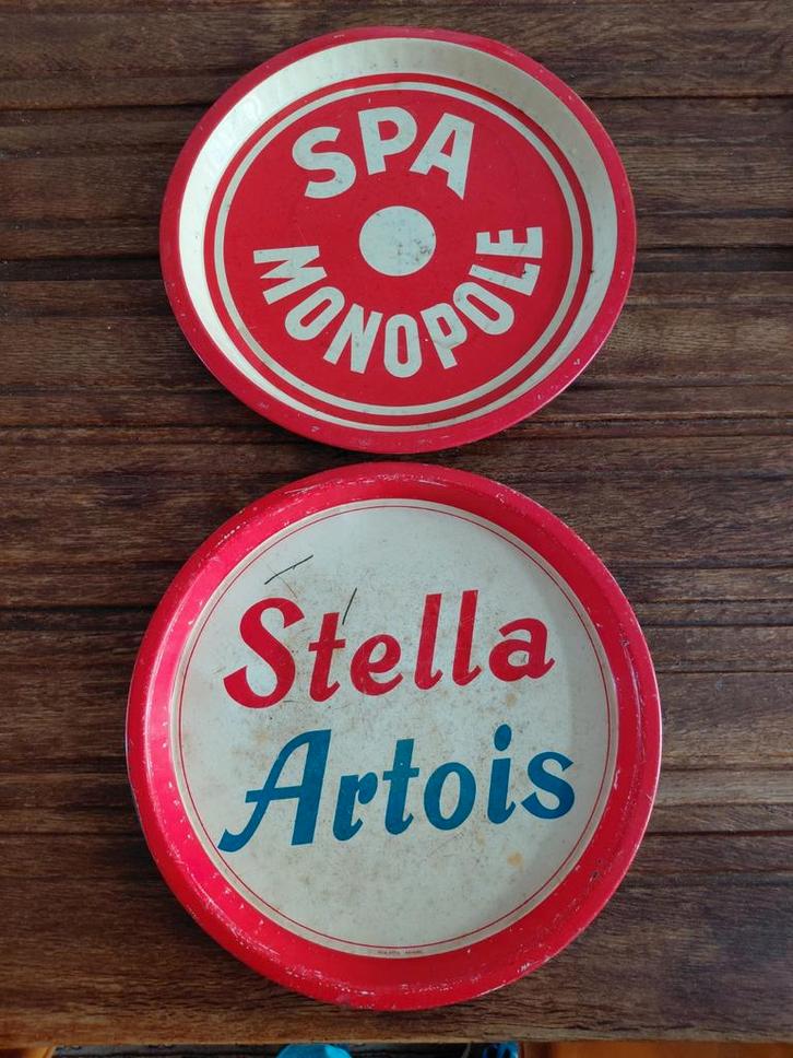 Oude dienbladen Stella Artois en Spa, Verzamelen, Biermerken, Stella Artois, Ophalen of Verzenden