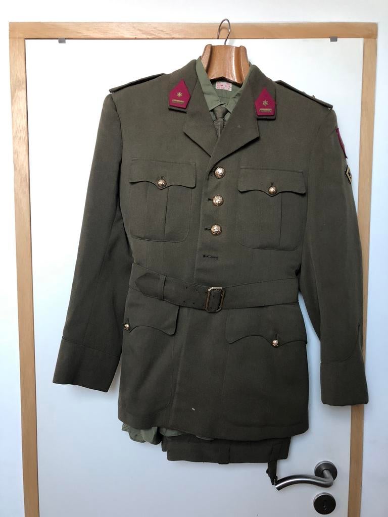 Guide d'officier en uniforme, Major 1967, Enlèvement ou Envoi