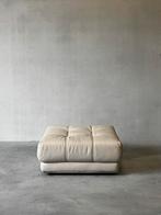 Vintage lederen ottoman / poef met chroom onderstel, Ophalen, Zo goed als nieuw, Leer