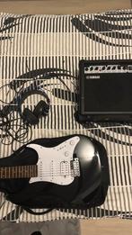 Yamaha EG112C + amplifier + koptelefoon, Musique & Instruments, Instruments à corde | Guitares | Électriques, Neuf, Autres marques