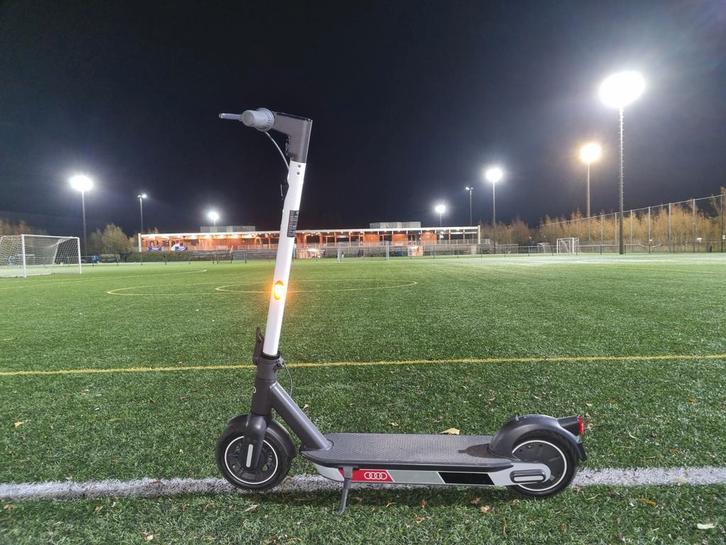 Audi step, Fietsen en Brommers, Steps, Zo goed als nieuw, Ophalen