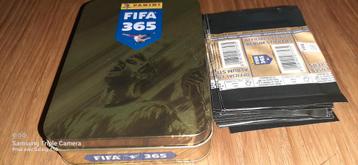 10 pochettes Fifa 365  Panini 2017 rare beschikbaar voor biedingen