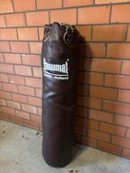 Gloednieuwe bokszak, Ophalen, Bokszak