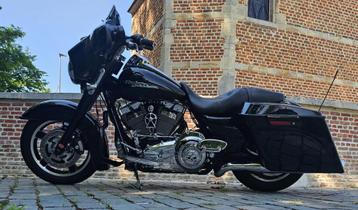HARLEY DAVIDSON STREET GLIDE NIEUWE STAAT  27800 KM 2009 beschikbaar voor biedingen