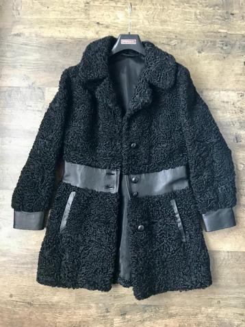 vintage 1970s zwarte astracan bontmantel S / M beschikbaar voor biedingen