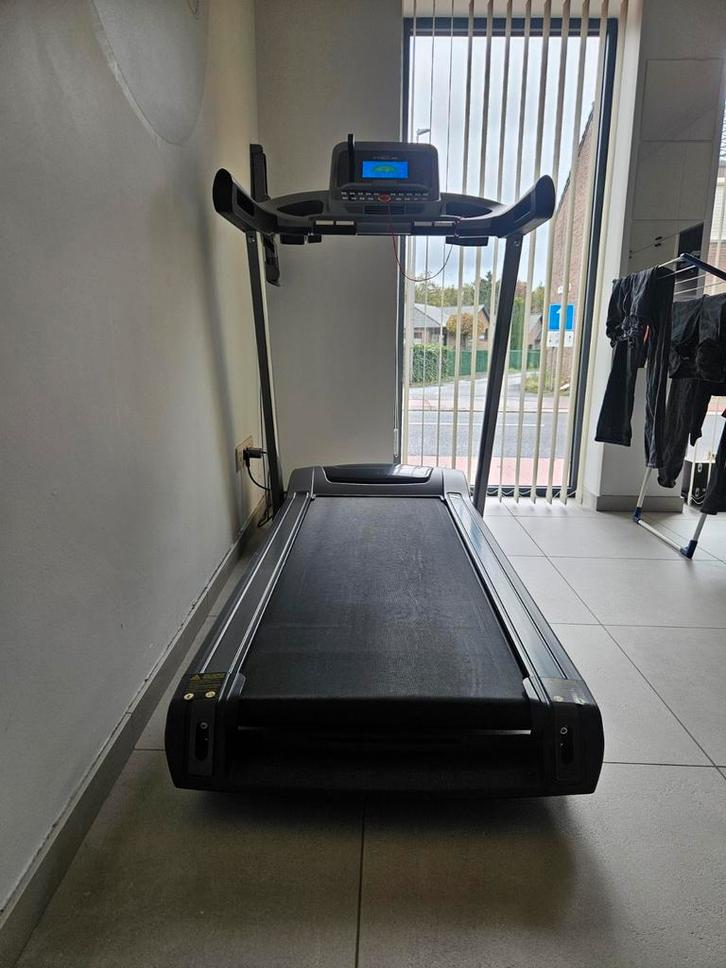 Focus Fitness Jet 7 iplus, Sport en Fitness, Fitnessmaterialen, Zo goed als nieuw, Ophalen