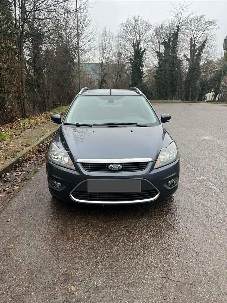 Ford Focus 1.6 Tdci pret à immatriculer, Autos, Ford, Entreprise, Achat, Focus, ABS, Phares directionnels, Airbags, Verrouillage central